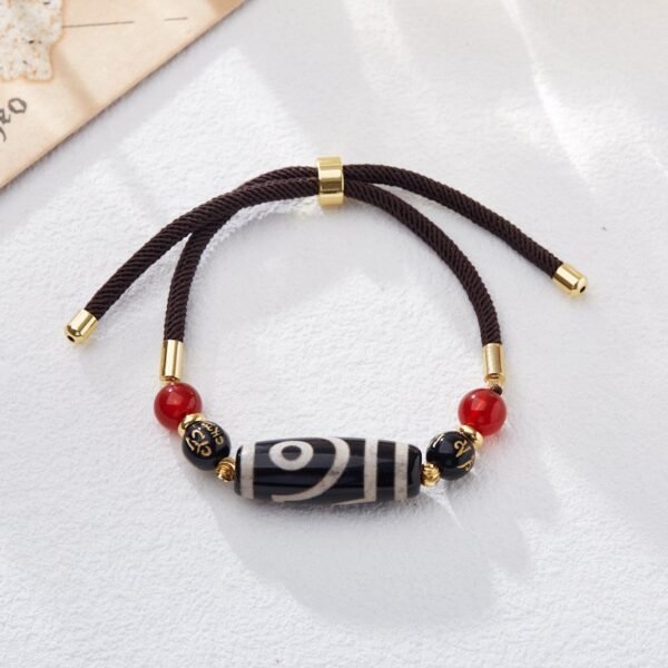 red string nine-eye dzi bracelet