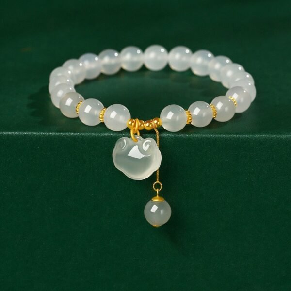white agate bracelet