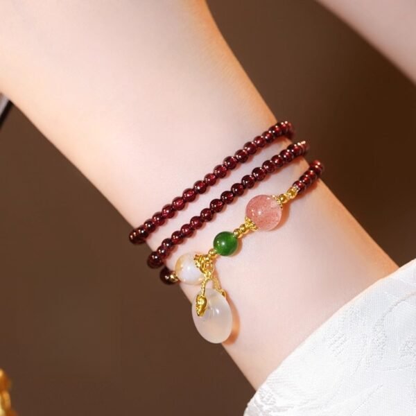 Garnet Peace Buckle Bracelet for Safe Passion & Harmonious Love