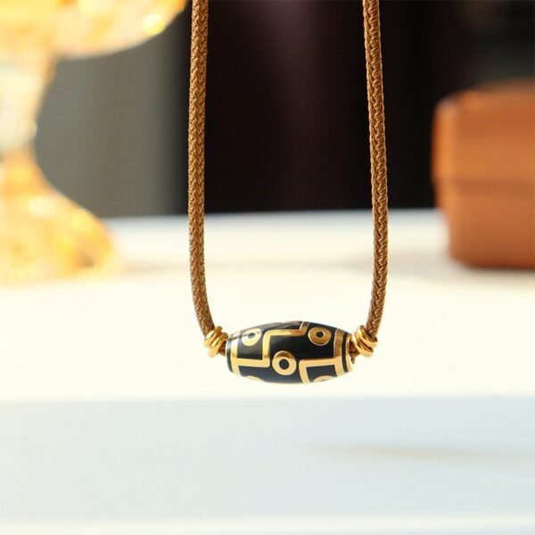 pendant nine-eye beads